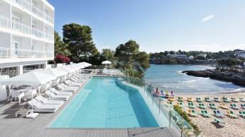 Grupotel Ibiza Beach Resort (Adults Only)