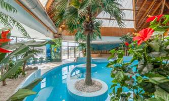 Village Normandy Garden