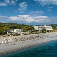 Hotel Ninos Grand Beach Resort