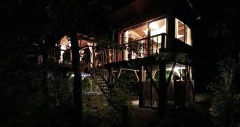 Panorama-Baumhaus mit Spa südlich von Bordeaux