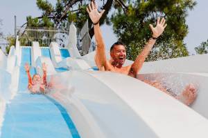 Flower Camping L'Escale du Perthuis