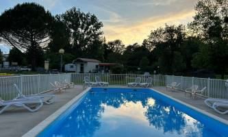 Camping Saintes Grandes Rives