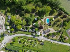 Camping Les Bords Du Guiers