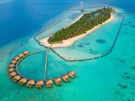 Hotel Komandoo Island Resort