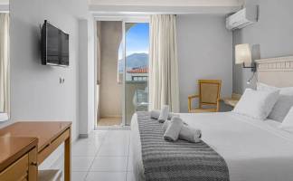 Glaros Beach Hotel