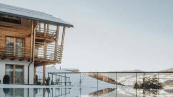 Presulis Hideaway Apartments