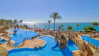 Holiday World Polynesia Hotel