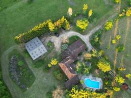 Campingplatz in Mauroux, Okzitanien