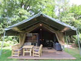 Veluwe, Glamping-Zelt in privatem Waldgarten, Wald, Schwimmbad, 