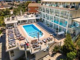 Palapart Gikas Studios en Suites