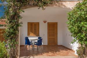 Bouganvillage Bilo With Shared Pool