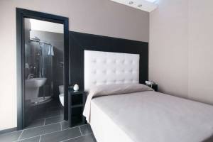 Fly Boutique Hotel