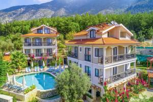 Perdikia Hill Family Resort