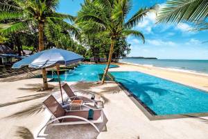 Khaolak Emerald Beach