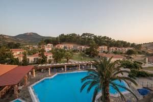 Alma Luxury Resort Hotel