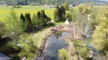 Exclusiver Alleinplatz Natur Oase Teich Tipi Feuerstelle und Bli