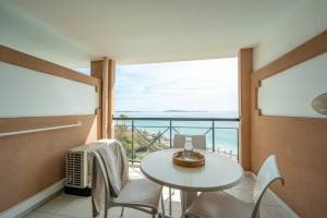Cannes Verrerie 2p4p A/C Sea View