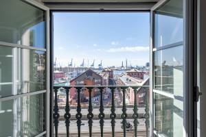 Sea View Apartment Next To Acquarium