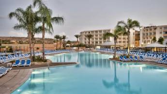 Db Seabank Resort + Spa All Inclusive