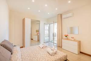 Bright Apartment Private Parking Naples