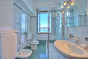 Lago Magico Pied Dans L' Eau