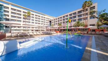 Estival Park Apartamentos