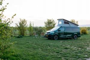 Camping /Stellplatz auf dem Weingut mit Rheinblick
