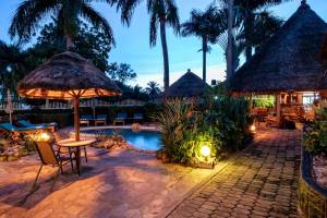 2 Friends Beach Hotel