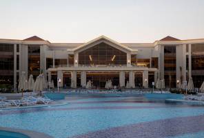 SRNTY Sahl Hasheesh (ex Sky Arc)