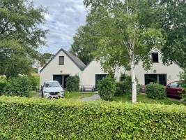 6 persoons bungalow met sauna en uitzicht op het meer