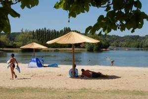 Camping Le Lac Des Varennes