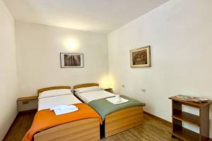 Gaeta 'Splendid Lake'