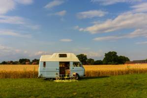 Camping mit Cafe und antikem Trödel im mittleren Wesertal l