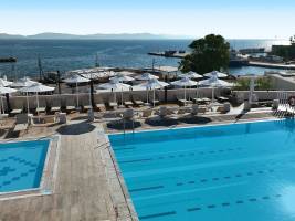 Kosta Palace City Hotel