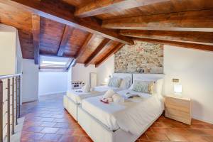 Incanto Sul Lago Pied Dans L' Eau