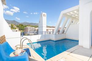 Marbella pool House PH24 on sea shore