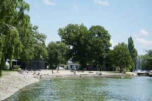 Tcs Camping La Tène Lac De Neuchâtel