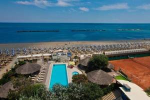 Grand Hotel Azzurra Beach Resort