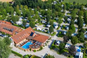 Kur- Und Feriencamping Holmernhof Dreiquellenbad