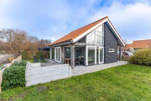 Zonnedorp 19 Modern vakantiehuis Renesse | Strand op loopafstand