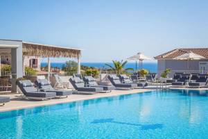 Astra Village en Suites