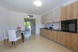 Rivoltella Apt With Pool 600m From Lake