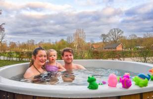 Baby- & kinderbungalow 'Ridders & prinsessen' met sauna & warme