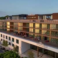Upon Harbor - Seixal Bay Hotel