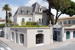 White 1921 Saint-Tropez