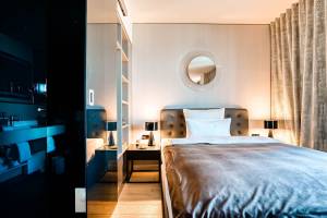 CLOUD No7 Apartments