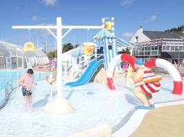 Camping La Roseraie