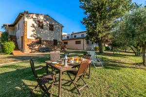 Amazing Chianti Site Pini Shared Pool