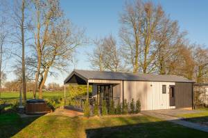 Terras lodge met sauna en hottub