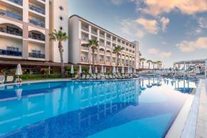 LRS Port River Hotel & Spa